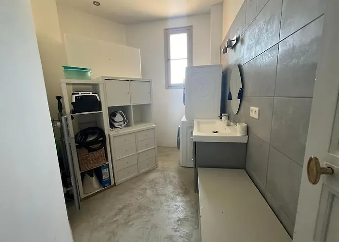 Appartement T4 Pieds Dans L'eau ! Ajaccio (Corsica)