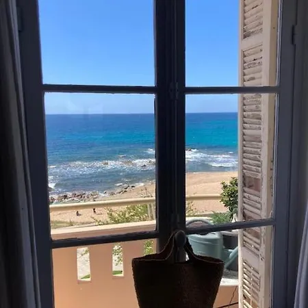 Appartement T4 Pieds Dans L'eau ! Ajaccio (Corsica)